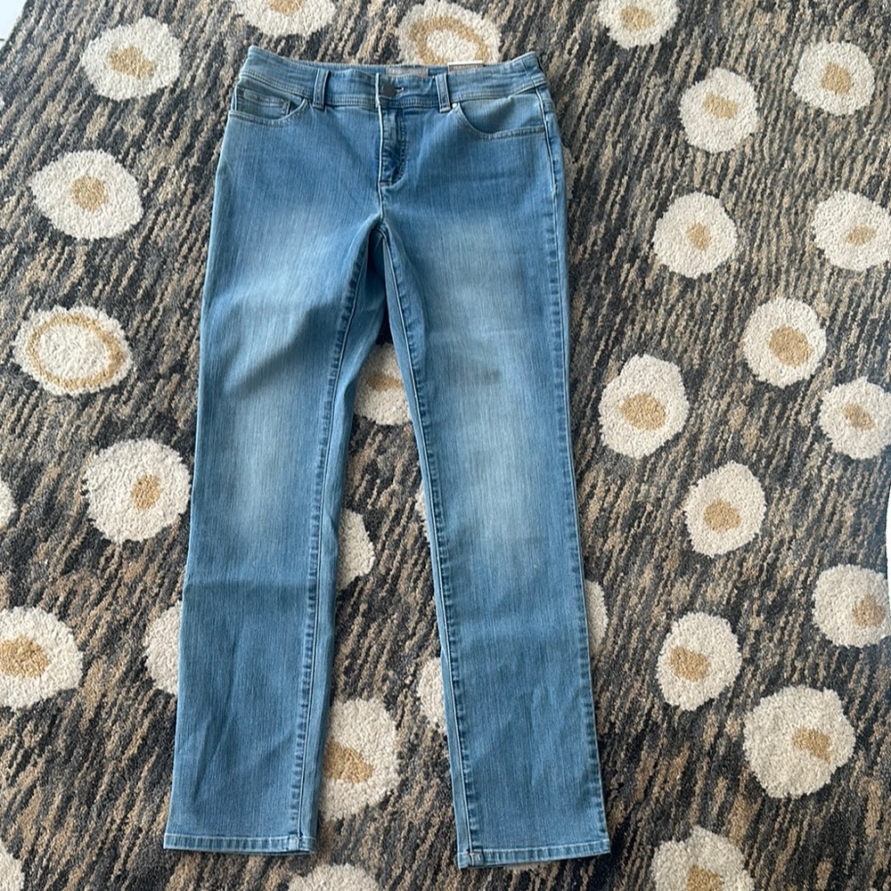 Brand New Chico’s Women's Jeans Slimming